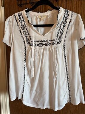 Style & Co. White Peasant Tunic with Black Embroidered Trim